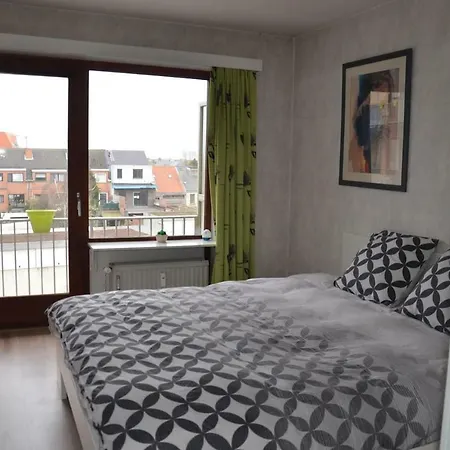 Your Holiday Starts Here * Ostend